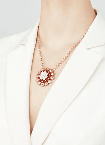 Van Cleef & Arpels VCARO9J800 Bouton d?or pendant Rose gold Carnelian Diamond Mother-of-pearl Necklace 2
