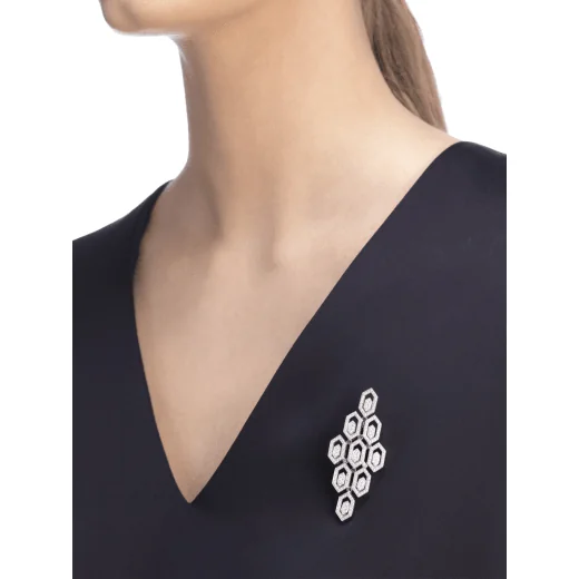 Bulgari Serpenti 18 Kt White Gold Brooch Set With Pave Diamonds Ref 1