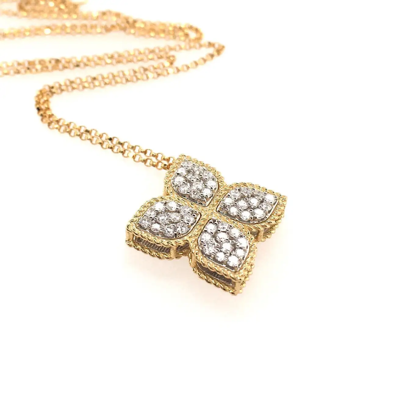 Roberto Coin Princess Flower Gold And Diamond Necklace 18