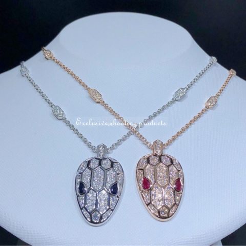 Bulgari Serpenti 353529 necklace in 18 kt white gold set with blue sapphire eyes and pavé diamonds 7