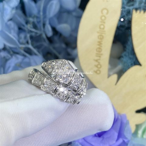 Bulgari Serpenti 345225 Viper one-coil ring in 18 kt white gold set with full pavé diamonds 4