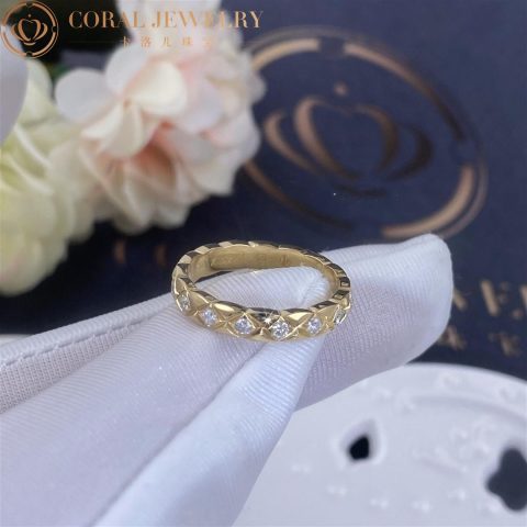 Chanel Coco Crush Ring J11786 Quilted Motif Mini Version 18k Yellow Gold Diamonds 7