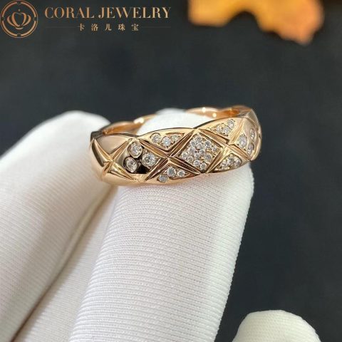 Chanel Coco Crush J11101 Ring Quilted Motif Small Version 18k Beige Gold Diamonds 7