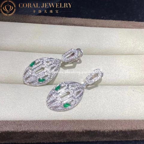 Bulgari Serpenti 352756 earrings in 18 kt white gold set with emerald eyes and full pavé diamonds 7