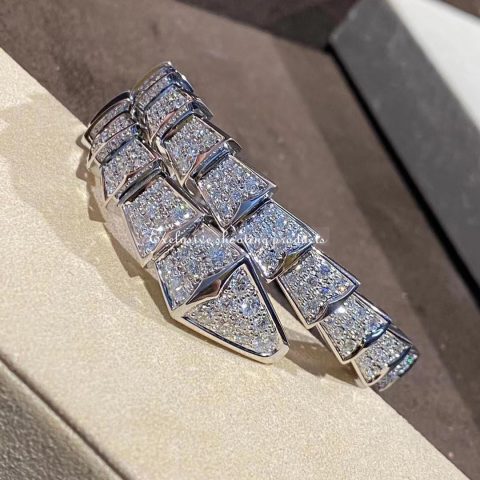 Bulgari 345215 Serpenti Viper one-coil bracelet in 18 kt white gold set with full pavé diamonds bracelet 1