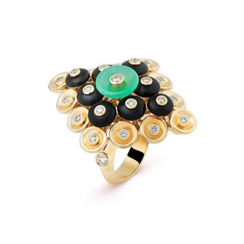 Van Cleef & Arpels VCARO9MW00 Bouton d’or ring Yellow gold Chrysoprase Diamond Onyx ring 1