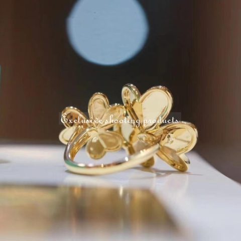 Van Cleef & Arpels VCARB67600 Frivole Between the Finger Ring Yellow gold Diamond Ring 10