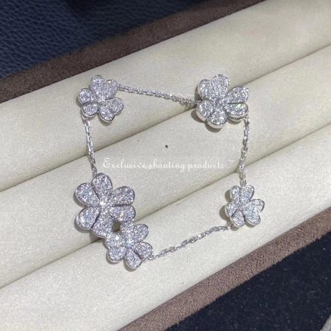 Van Cleef & Arpels VCARP6L700 Frivole bracelet 5 flowers White gold Diamond bracelet 2