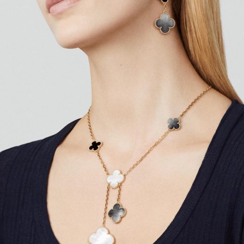 Van Cleef & Arpels VCARD79000 Magic Alhambra Earrings 3 Motifs Yellow Gold Mother-of-pearl Onyx Earrings 8