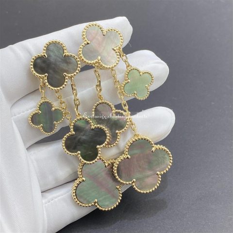 Van Cleef & Arpels Magic Alhambra earrings CARD78900-yg 4 motifs Yellow gold Grey Mother-of-pearl 3