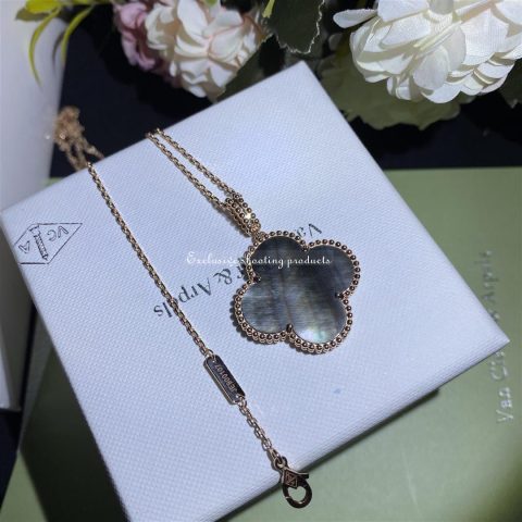 Van Cleef & Arpels VCARP6I200 Magic Alhambra long necklace 1 motif Rose gold Mother-of-pearl necklace 6