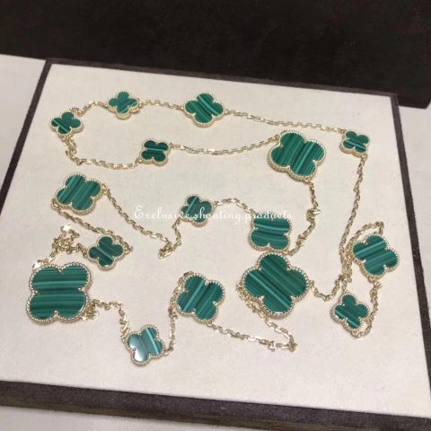 Van Cleef & Arpels VCARO2AF00 Magic Alhambra long necklace 16 motifs Yellow gold Malachite necklace 4