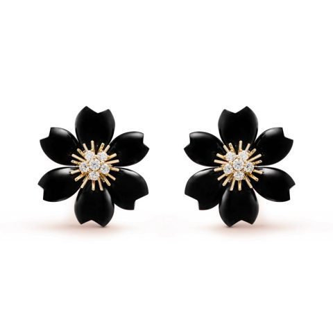 Van Cleef & Arpels VCARO9B200 Rose de Noël earrings small model Yellow gold Diamond Onyx earrings 1