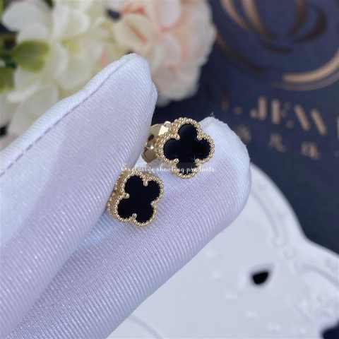 Van Cleef & Arpels VCARA44900 Sweet Alhambra earstuds Yellow gold Onyx Earrings 5