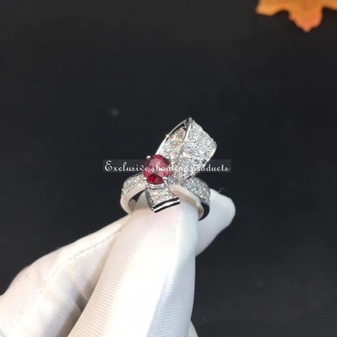 Van Cleef & Arpels VCARP0DJ00 Ring Unique Solitaires Boucle solitaire 3.02 ct Platinum Ring 5
