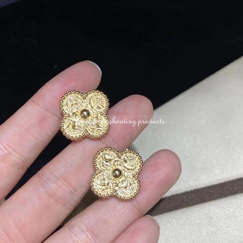 Van Cleef & Arpels VCARO1IH00 Vintage Alhambra earrings Yellow gold 5