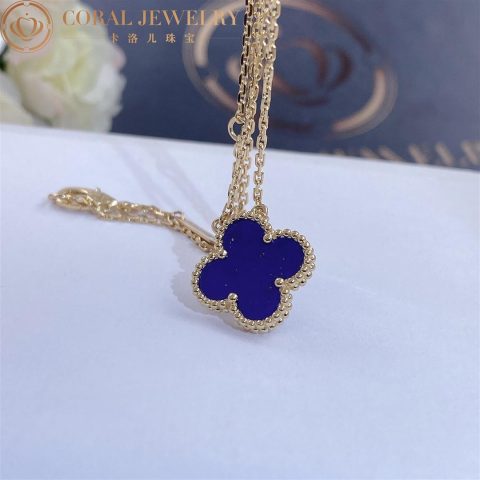 Van Cleef & Arpels Vintage Alhambra pendant Yellow gold Lapis lazuli VCARA45900 Necklace 7