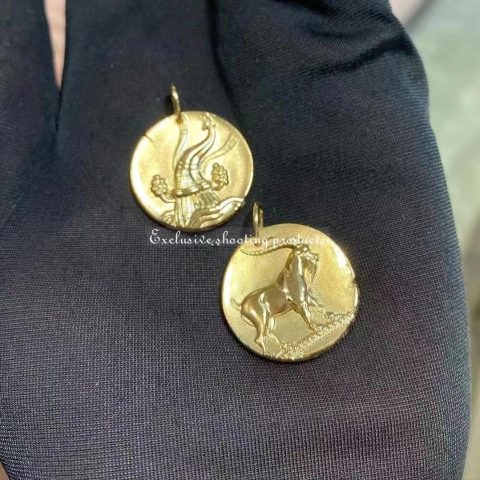 Van Cleef & Arpels VCARP7SZ00 Zodiaque medal Scorpii (Scorpio) Yellow gold 2