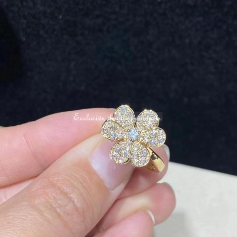 Van Cleef & Arpels VCARP2V000 Frivole ring 1 flower small model Yellow gold Diamond ring 4