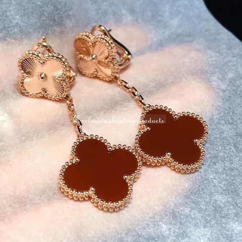 Van Cleef & Arpels VCARP7RQ00 Magic Alhambra earrings 2 motifs Rose gold Carnelian 13