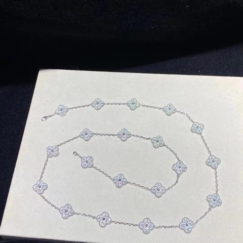 Van Cleef & Arpels VCARA43300 Vintage Alhambra long necklace 20 motifs White gold Diamond necklace 7