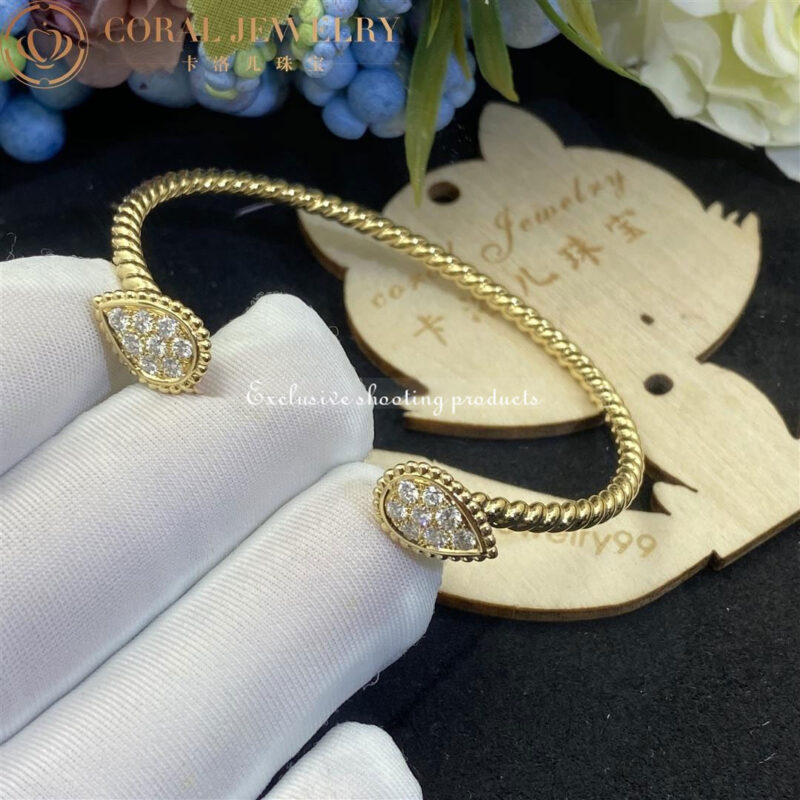 Boucheron serpent bohème bracelet JBT00817 s motif 4