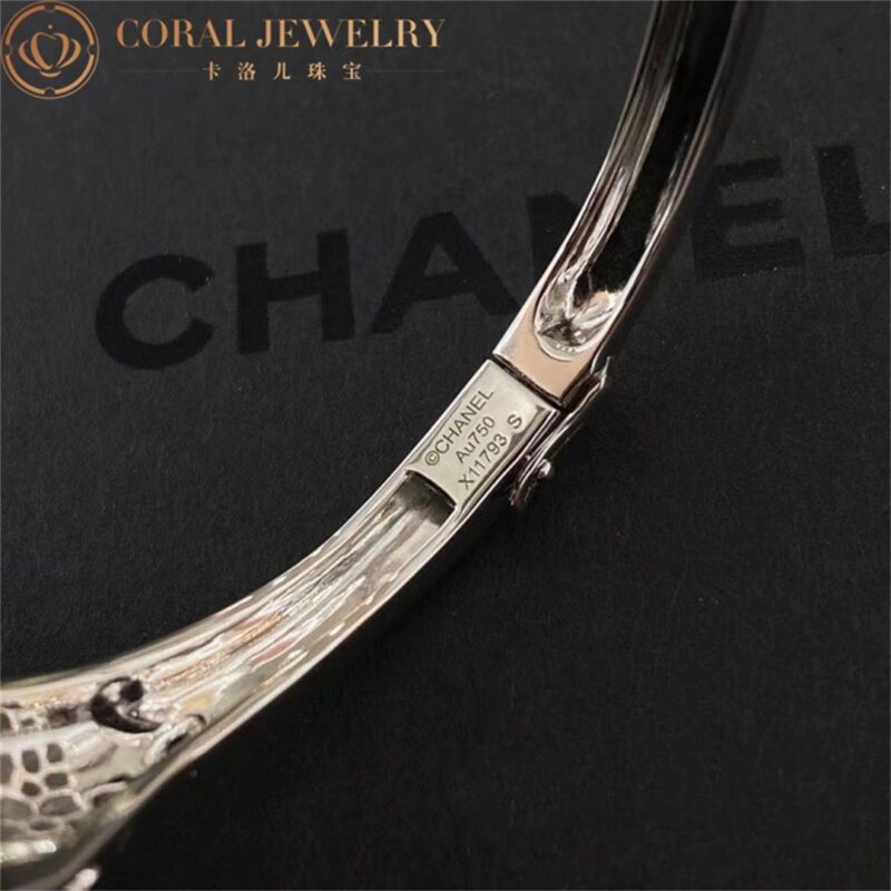Chanel Sous Le Signe Du Lion Bracelet 18k White Gold Diamonds J10827 Coral 68