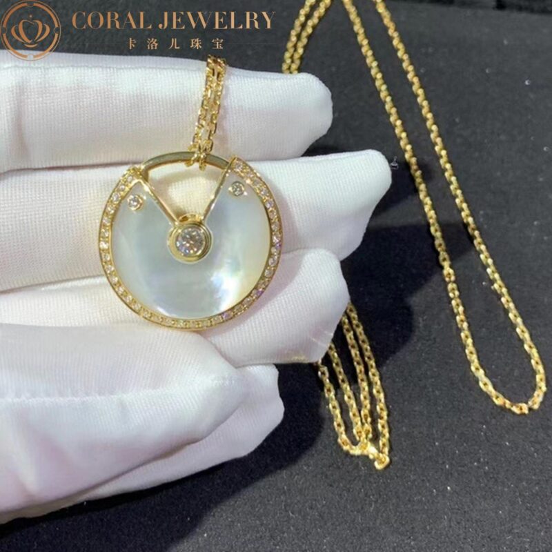 Cartier N3299008 Amulette De Cartier Necklace Medium Model Yellow Gold Diamonds White mother of pearl 4