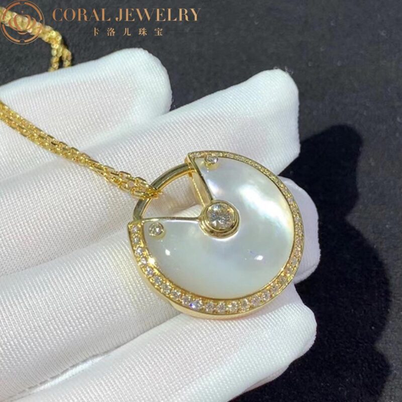 Cartier N3299008 Amulette De Cartier Necklace Medium Model Yellow Gold Diamonds White mother of pearl 3