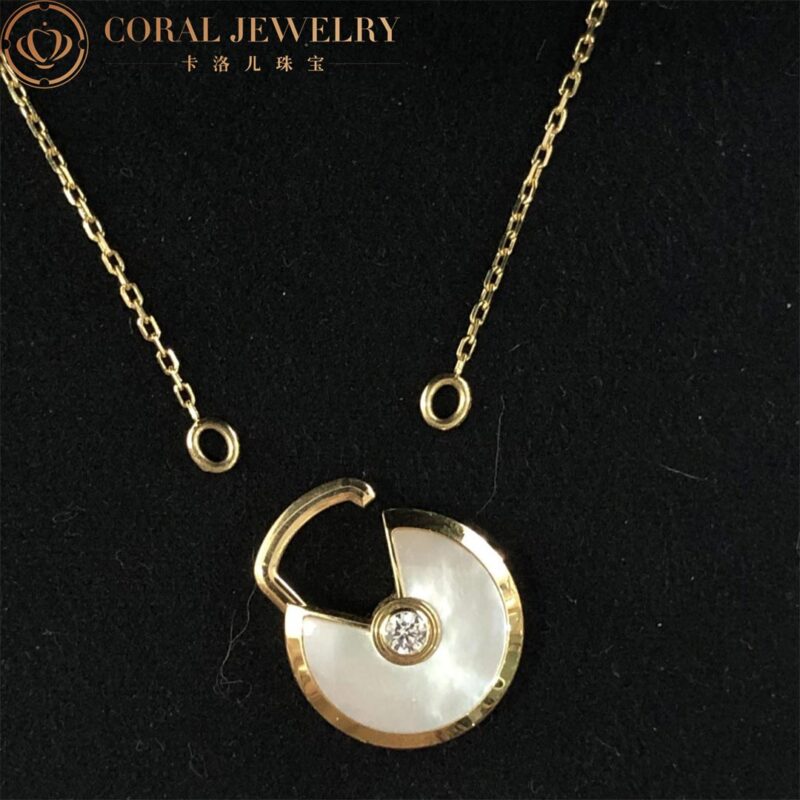 Cartier Amulette B7224559 De Cartier Necklace Small Model Yellow Gold White Mother-of-pearl 6