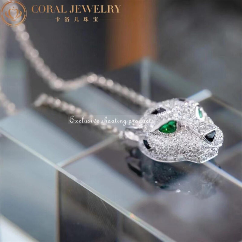 Cartier Panthère de N7424342 Cartier Necklace White Gold Onyx Emeralds Diamonds 8