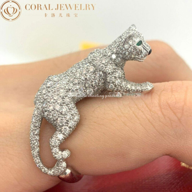 Cartier Panthère De Cartier Ring White Gold Diamond Emerald & Onyx Walking4
