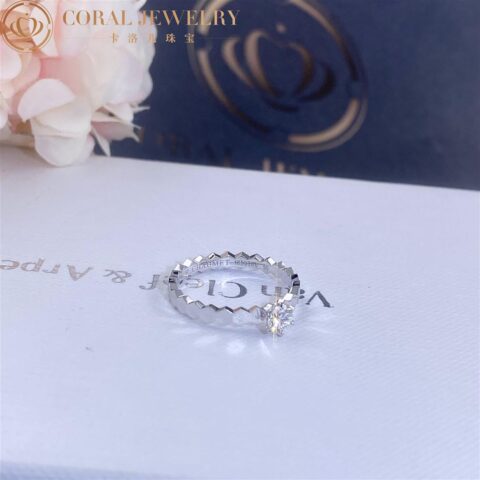 Chaumet Bee My Love Ring J4NC00-1 White gold diamond 8