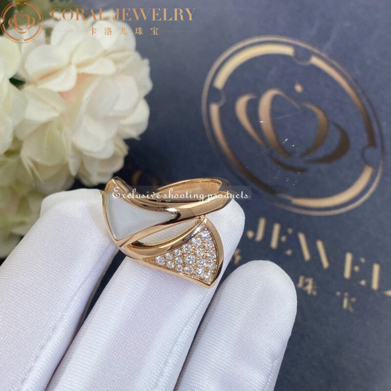 Bulgari Divas’ Dream 350721 ring in Rose gold mother of pearl and diamonds 7