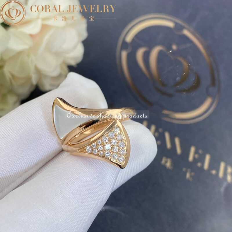 Bulgari Divas’ Dream 350721 ring in Rose gold mother of pearl and diamonds 3