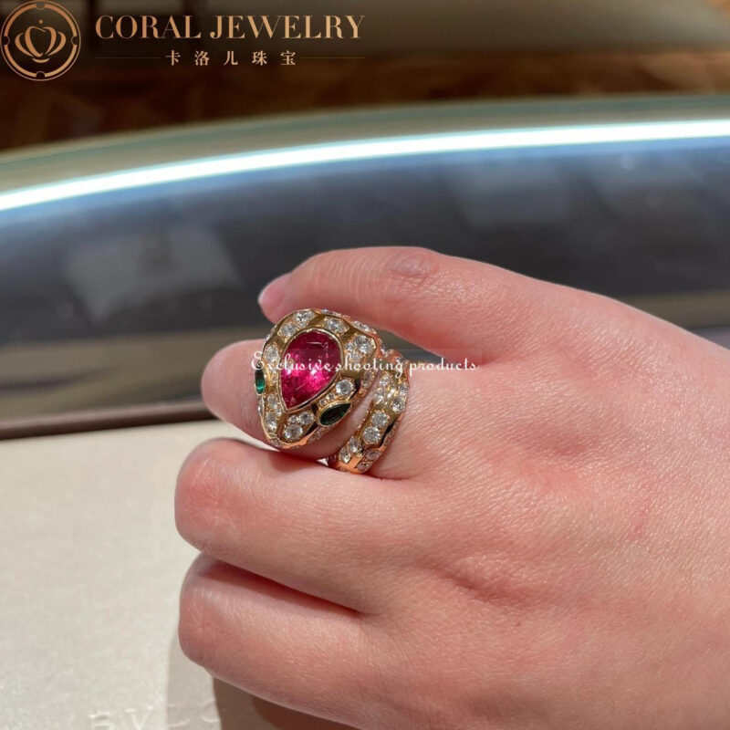 Bulgari Serpenti 355336-Ruby 18 kt rose gold ring set with a Ruby on the head emerald eyes and pavé diamonds 8