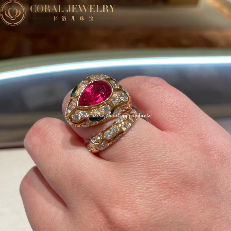 Bulgari Serpenti 355336-Ruby 18 kt rose gold ring set with a Ruby on the head emerald eyes and pavé diamonds 7