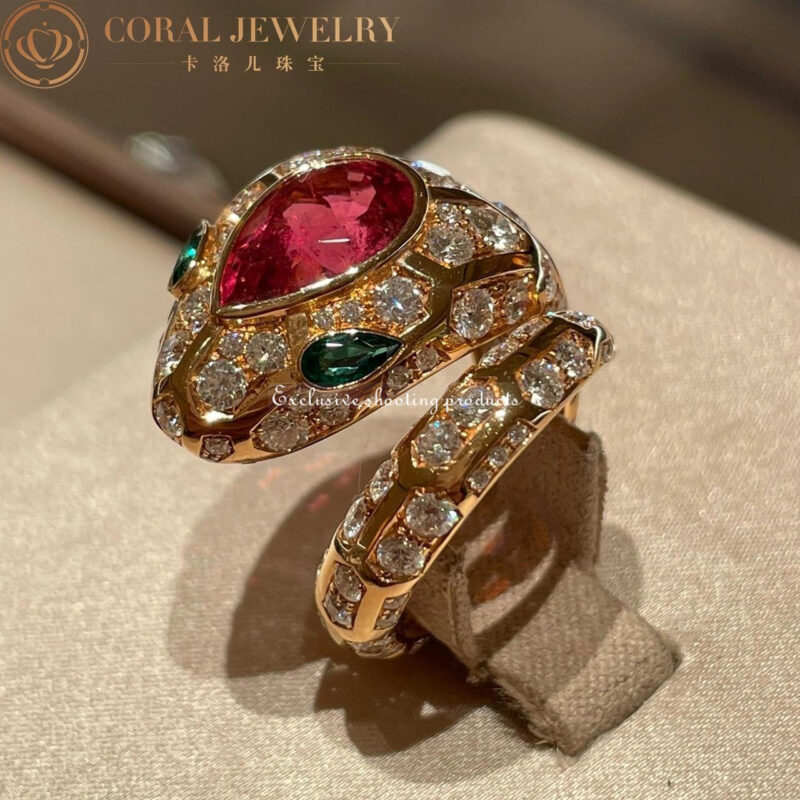 Bulgari Serpenti 355336-Ruby 18 kt rose gold ring set with a Ruby on the head emerald eyes and pavé diamonds 4