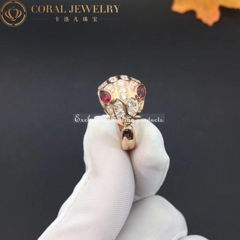 Bulgari Serpenti AN857719 18 kt rose gold ring set with Red Tourmaline eyes and pavé diamonds 3