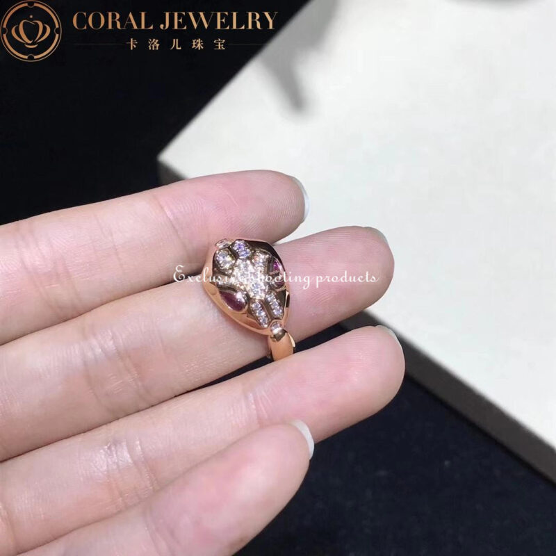 Bulgari Serpenti AN857719 18 kt rose gold ring set with Red Tourmaline eyes and pavé diamonds 6