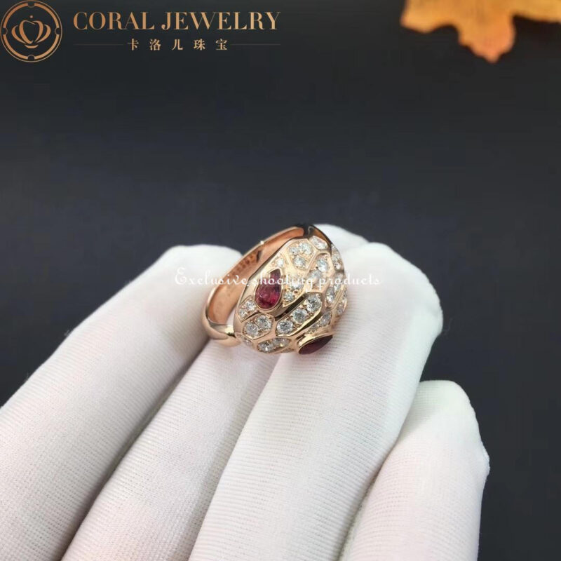 Bulgari Serpenti AN857719 18 kt rose gold ring set with Red Tourmaline eyes and pavé diamonds 4