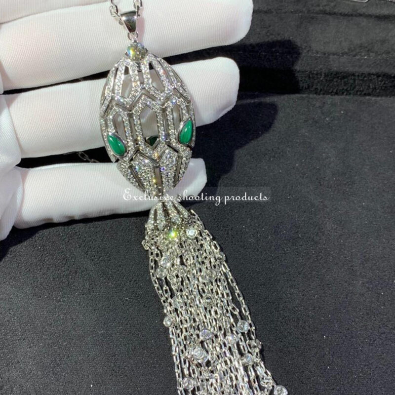 Bulgari Serpenti 354101-1 18 kt white gold necklace with tassel set with a diamond pavé diamonds and malachite eyes 8