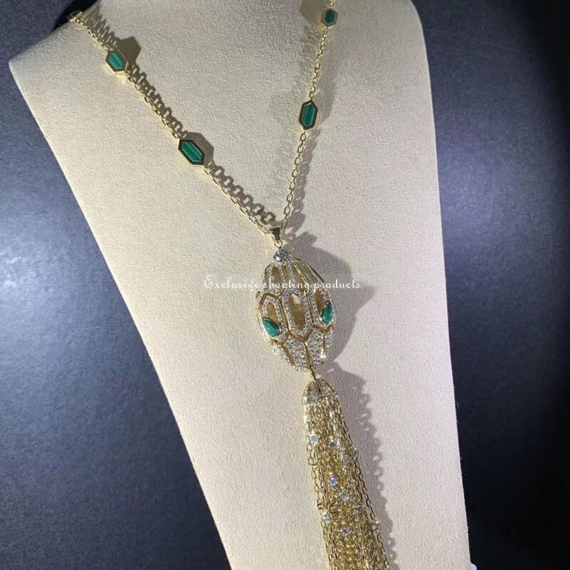 Bulgari Serpenti 354101 18 kt yellow gold necklace with tassel set with a diamond pavé diamonds and malachite eyes 2