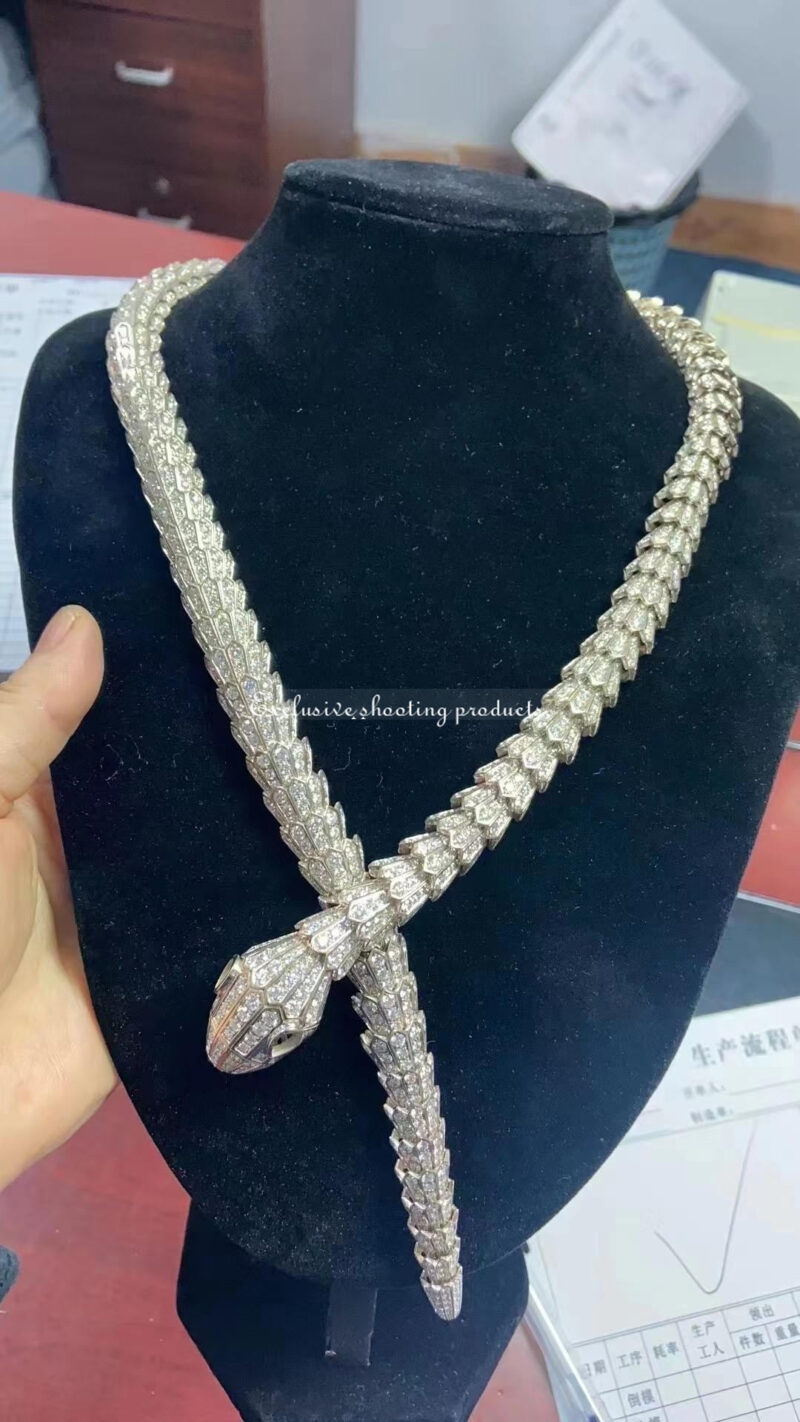 Bulgari Serpenti 261226 Diamond Necklace Pavé Diamond 1