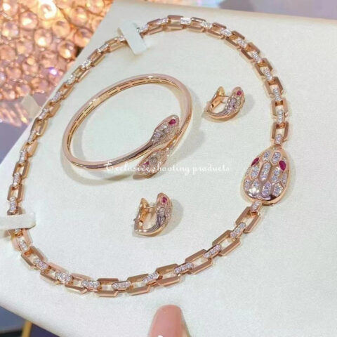 Bulgari Serpenti 352724 necklace CL857723 in 18 kt Rose gold 17