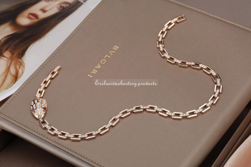 Bulgari Serpenti 352724 necklace CL857723 in 18 kt Rose gold 12