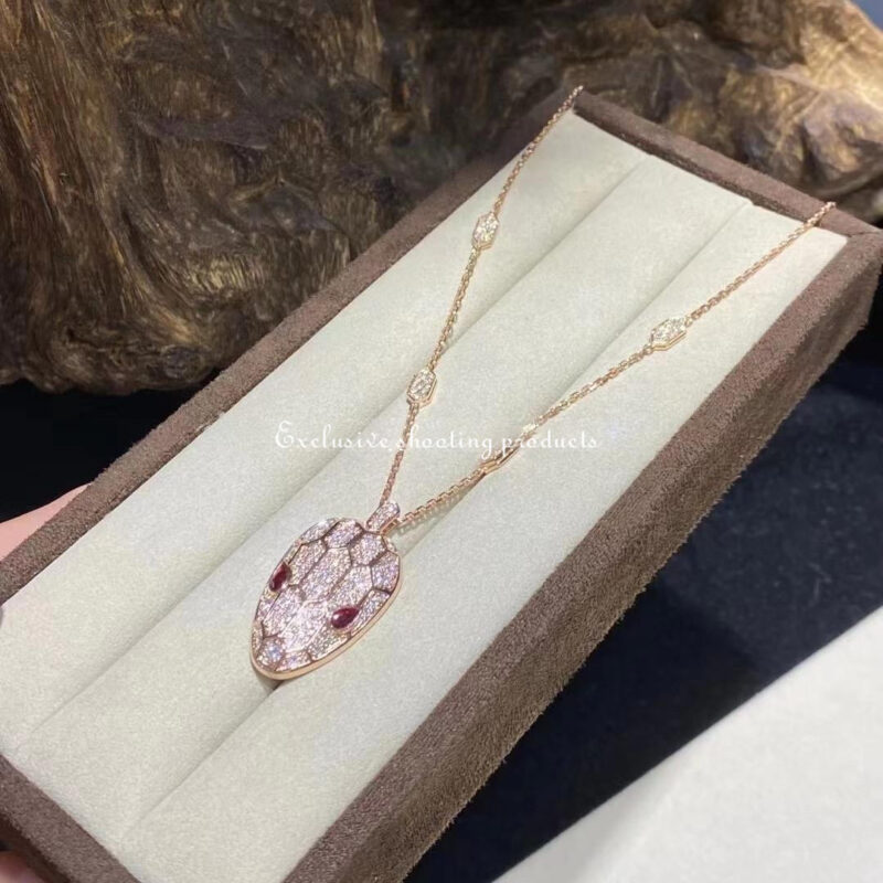 Bulgari Serpenti 352725 necklace in 18 kt rose gold set with rubellite eyes and with pavé diamonds 12