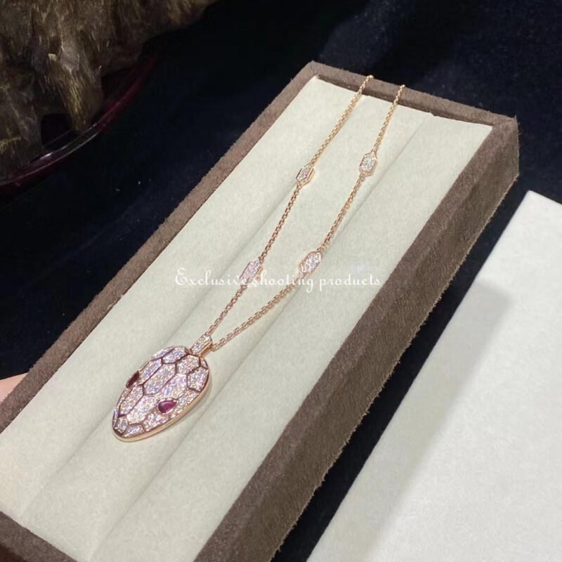 Bulgari Serpenti 352725 necklace in 18 kt rose gold set with rubellite eyes and with pavé diamonds 7