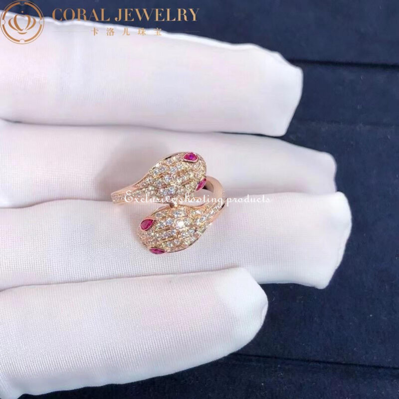 Bulgari Serpenti 358090 Seduttori 18 kt rose gold double head ring set with rubellite eyes and pavé diamonds 4