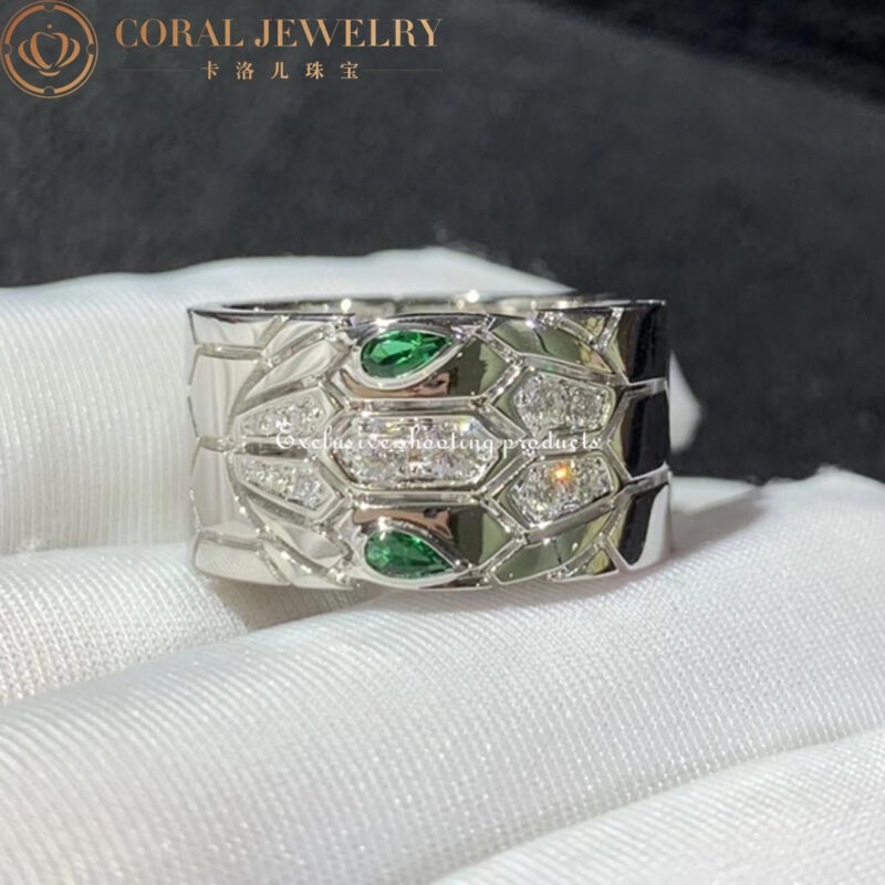 Bulgari Serpenti AN857663-WG Seduttori white Gold Diamond and Emeralds Ring 4